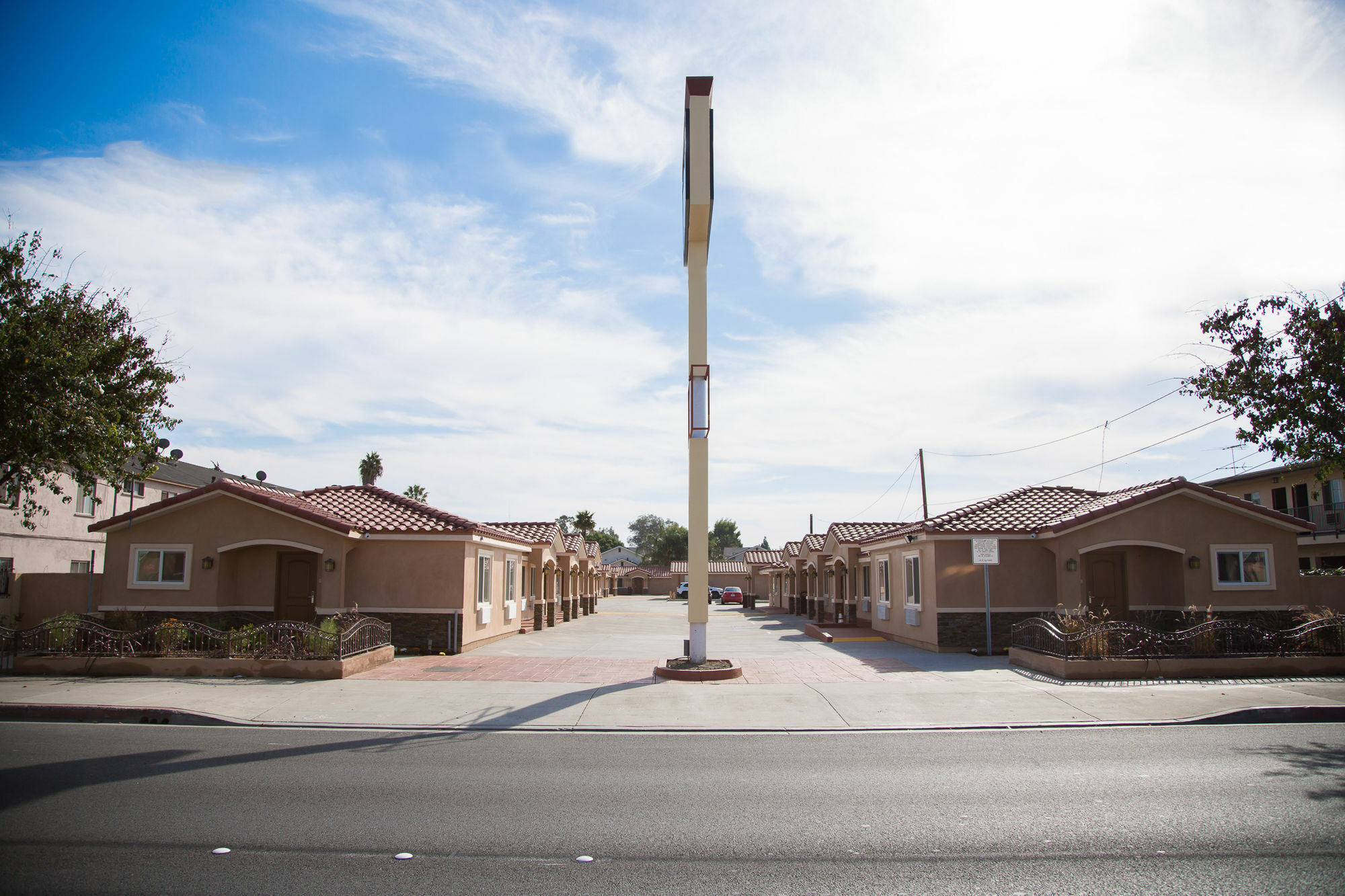 Diamond Bell & Motel